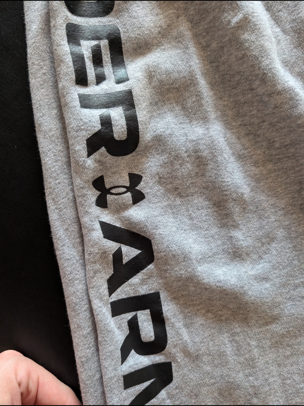 Under Armour Women's Light Gray Sweatpants with Black Logo - Picture 5 of 8